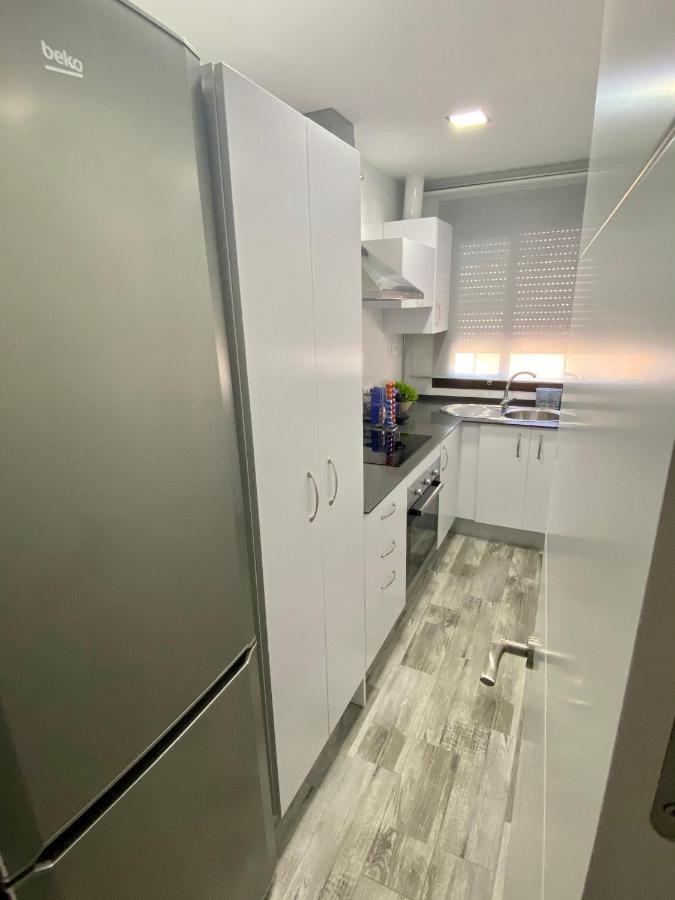 Conil Apartment โกนิล เด ลาฟรอนเตรา ภายนอก รูปภาพ